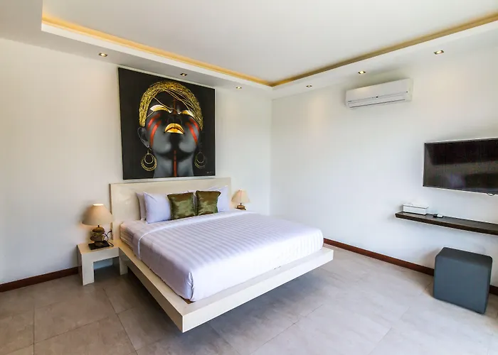 Tira - Elegant 3br In *