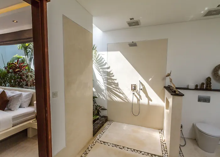 Tira - Elegant 3br In