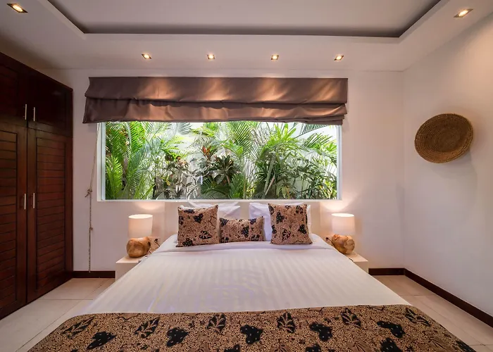 Tira - Elegant 3br In *