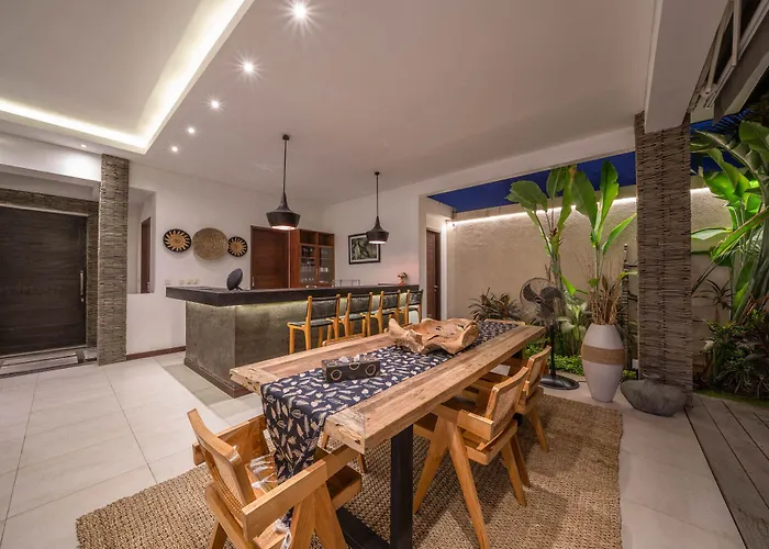 Tira - Elegant 3br In *