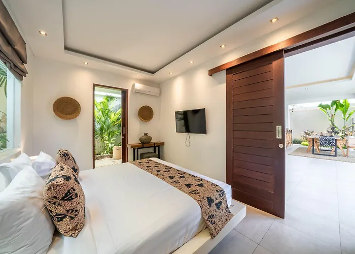Villa Tira - Elegant 3br In *